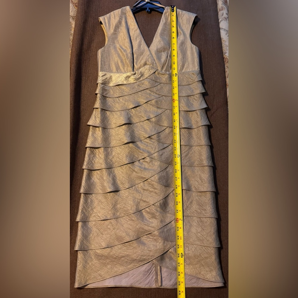 Jessica Howard Metallic Gold Tiered Dress